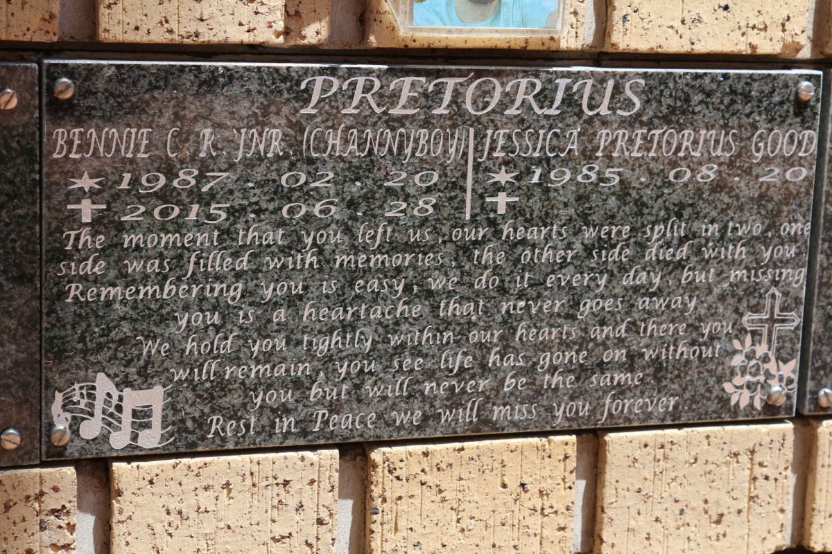 PRETORIUS C.R. 1987-2015 &amp; Jessica GOOD 1985-