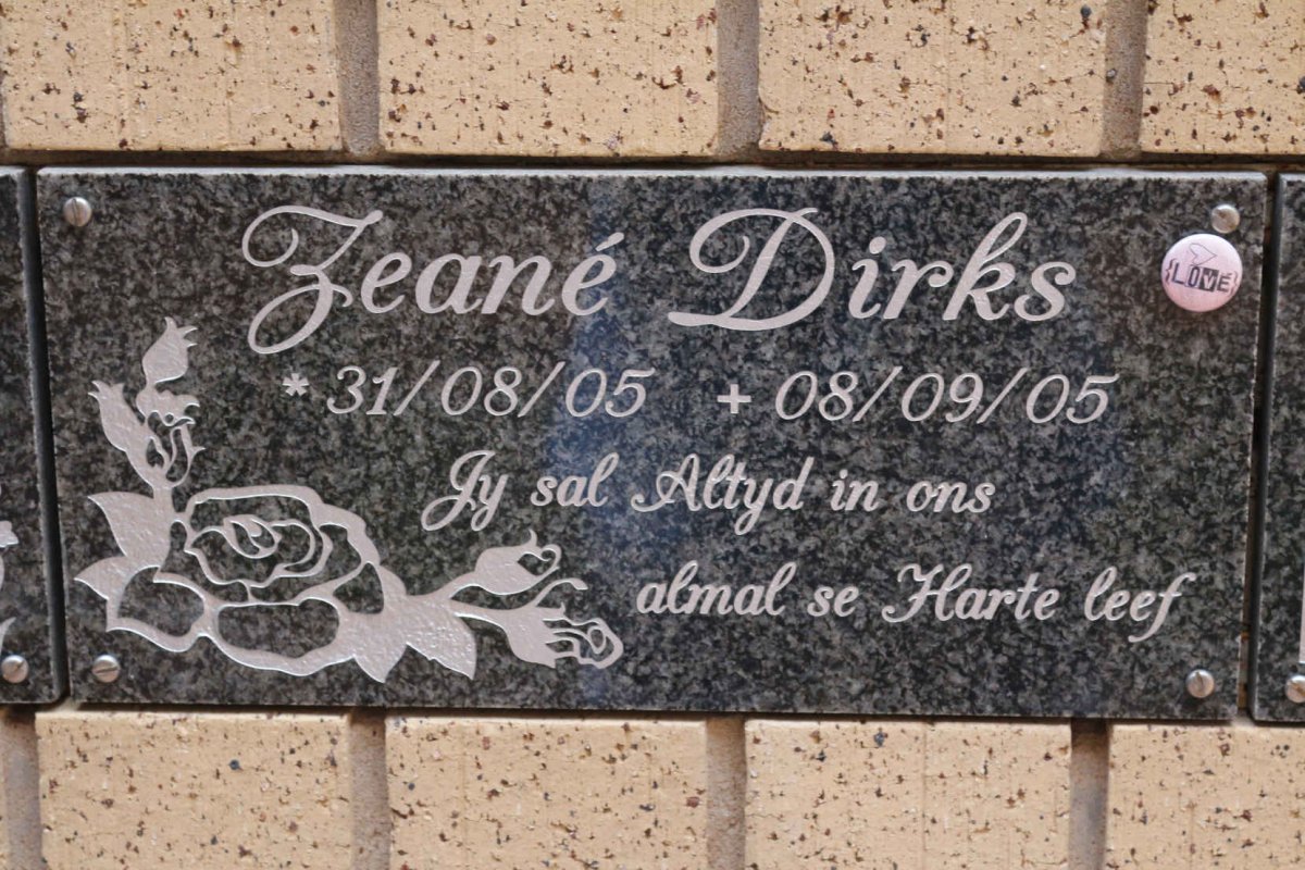 DIRKS Zeane 2005-2005