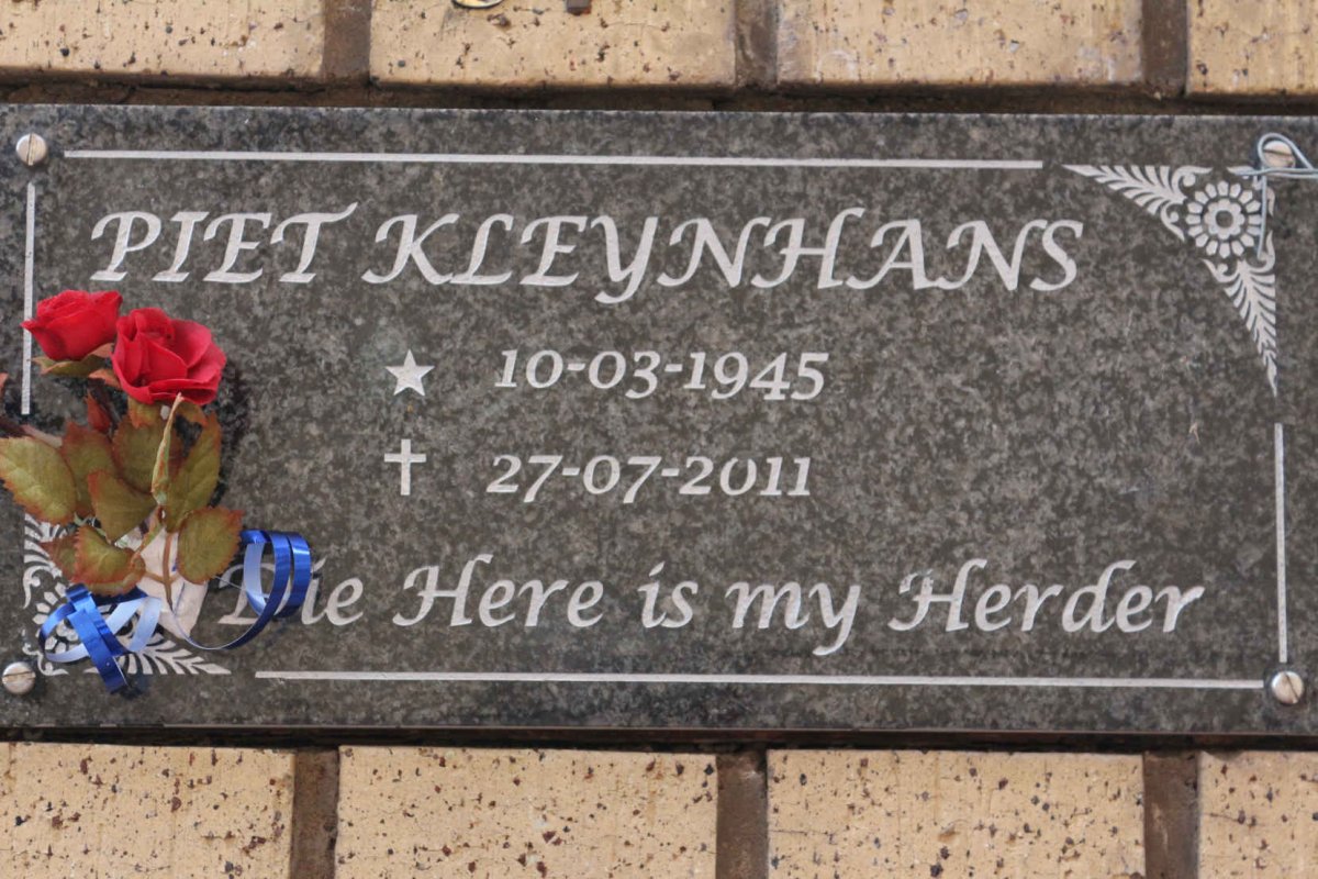 KLEYNHANS Piet 1945-2011