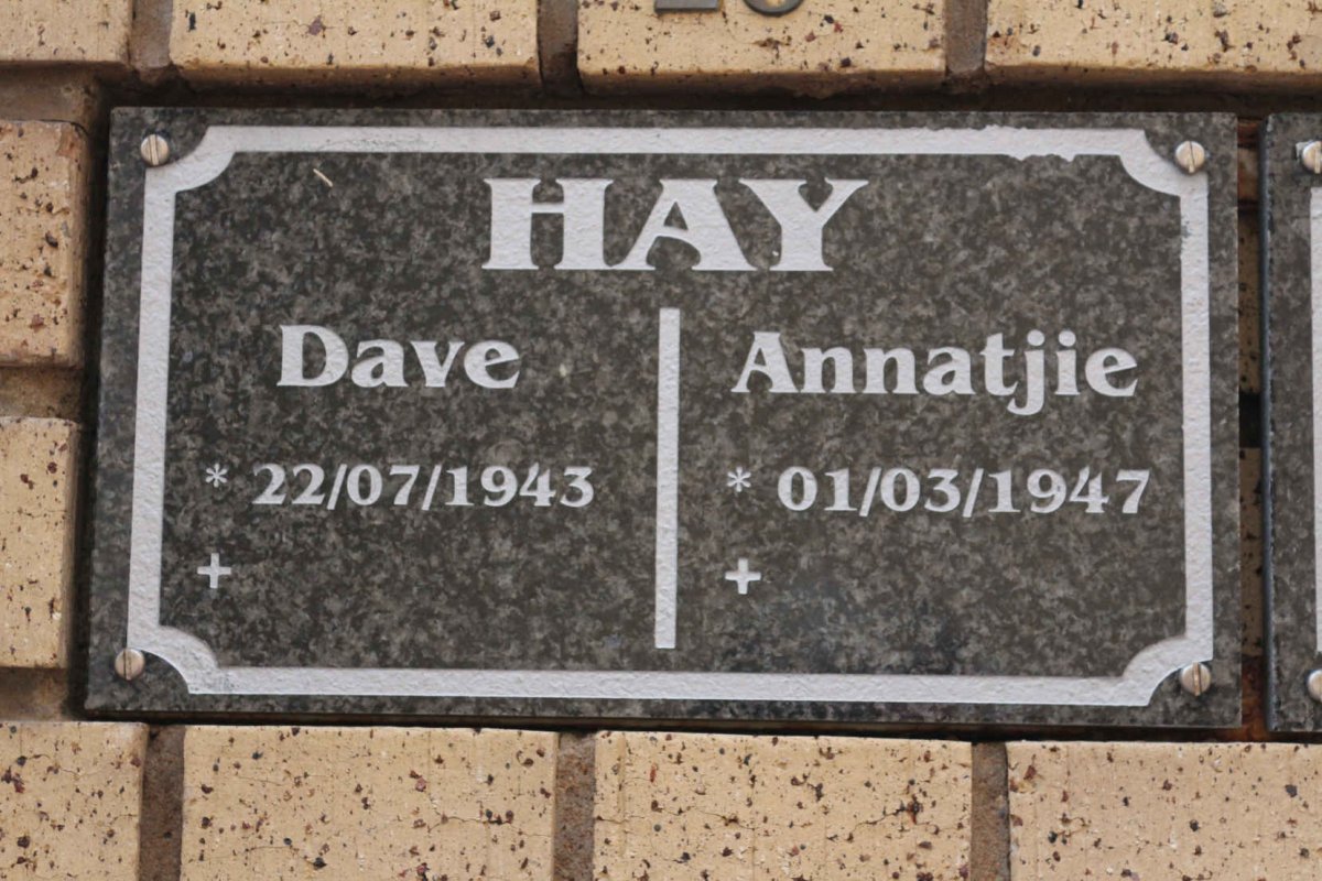 HAY Dave 1943- &amp; Annatjie 1947-