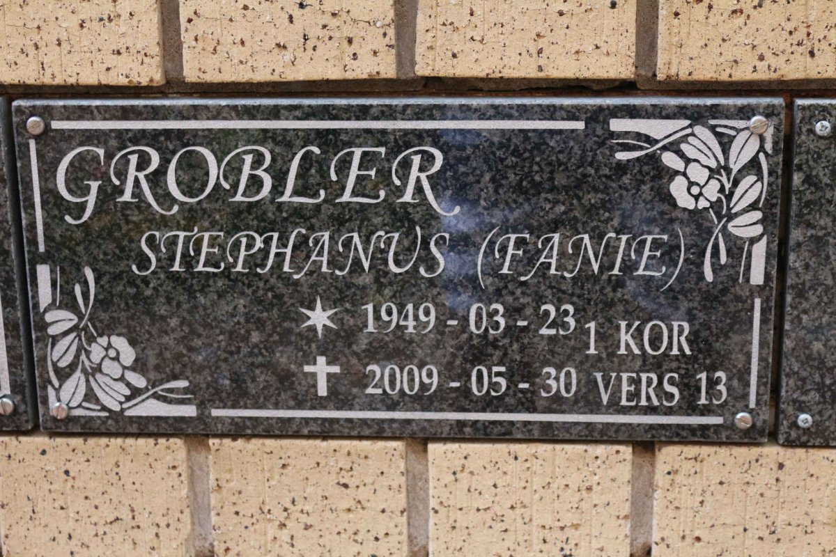 GROBLER Stephanus 1949-2009