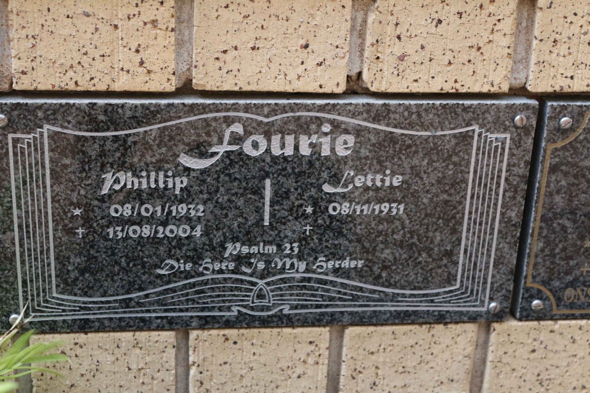 FOURIE Phillip 1932-2004 &amp; Lettie 1931-