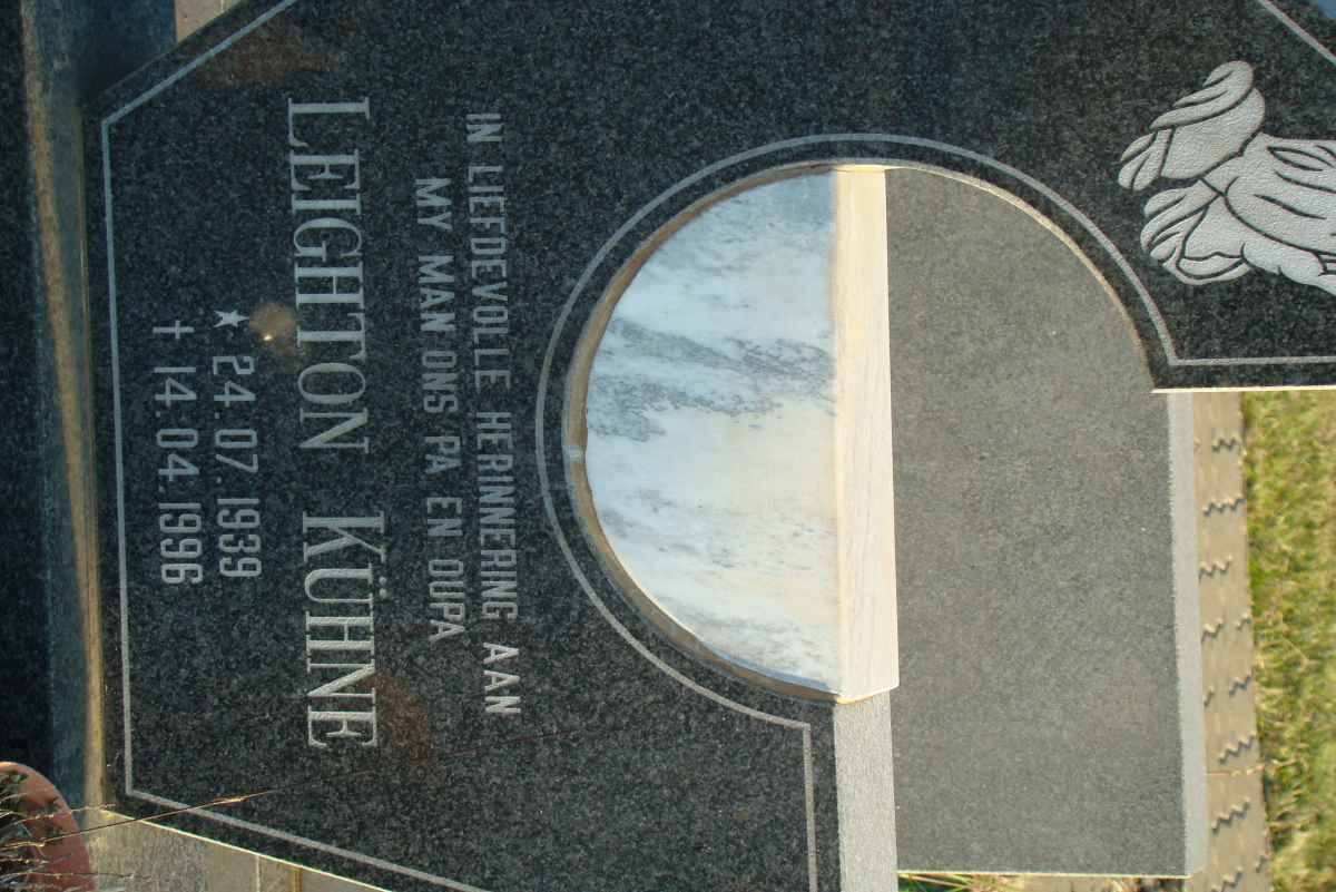 KUHN Leighton 1939-1996