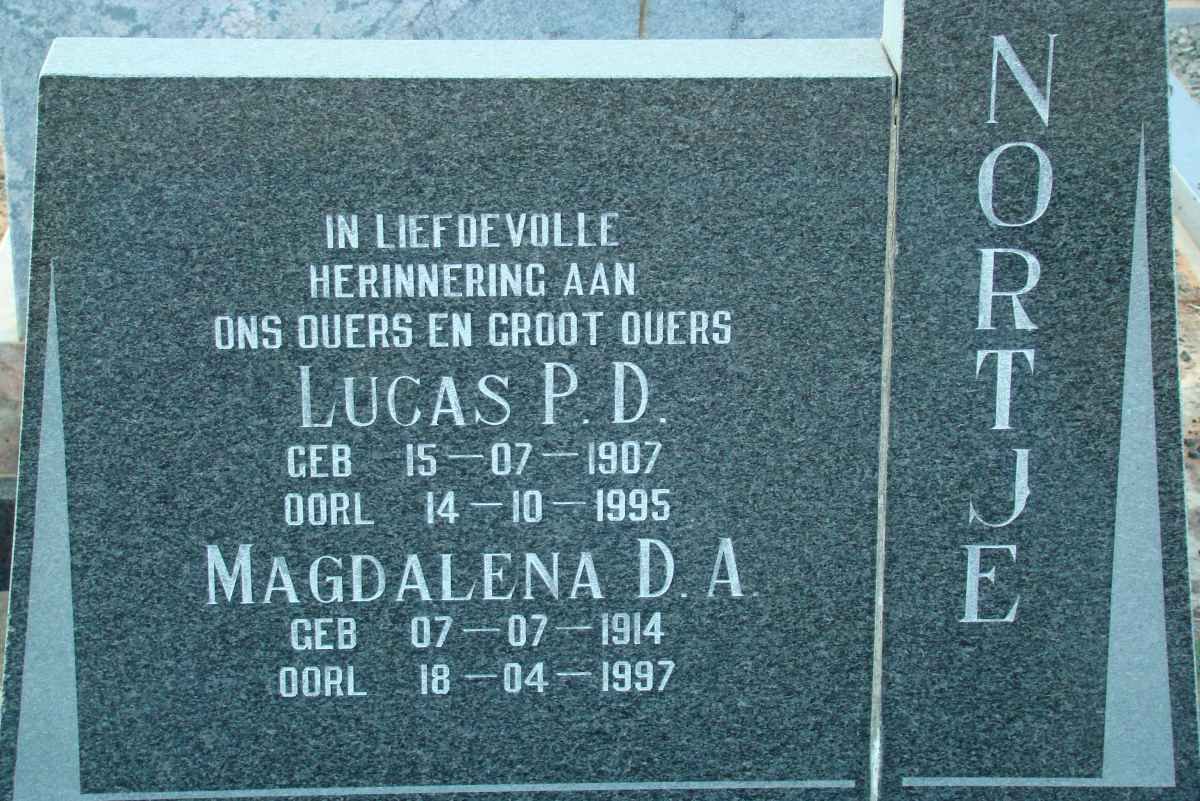 NORTJE Lucas P.D. 1907-1995 &amp; Magdalena D.A. 1914-1997