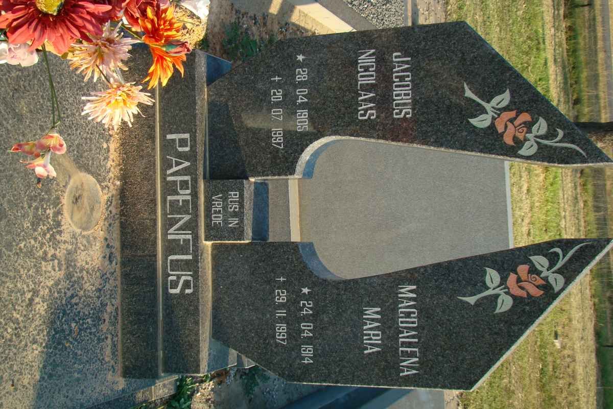 PAPENFUS Jacobus Nicolaas 1905-1997 &amp; Magdalena Maria 1914-1997