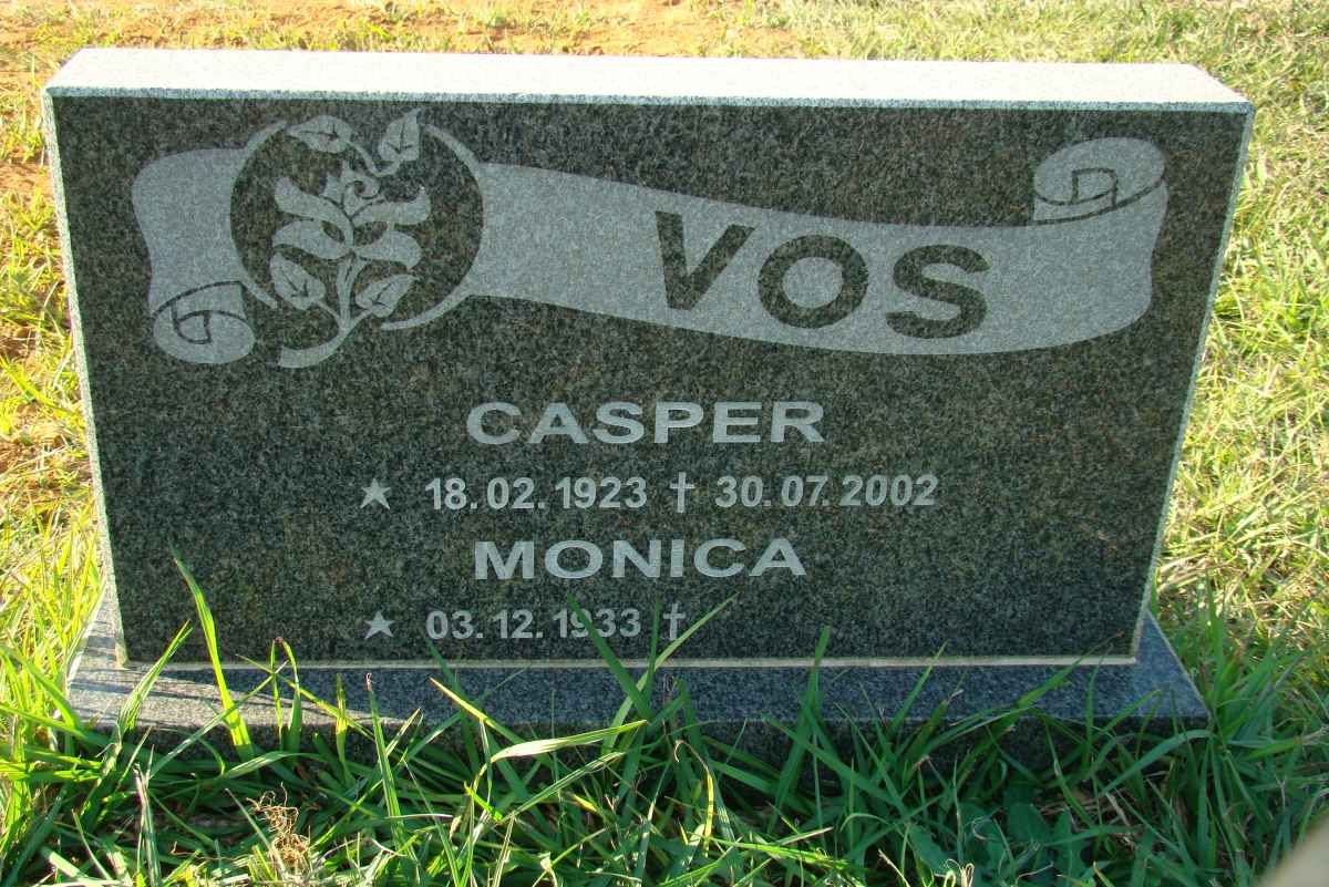 VOS Casper 1923-2002 &amp; Monica 1933-
