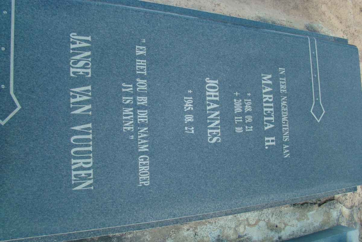 VUUREN Johannes, Janse van 1945- &amp; Marieta H. 1948-2000