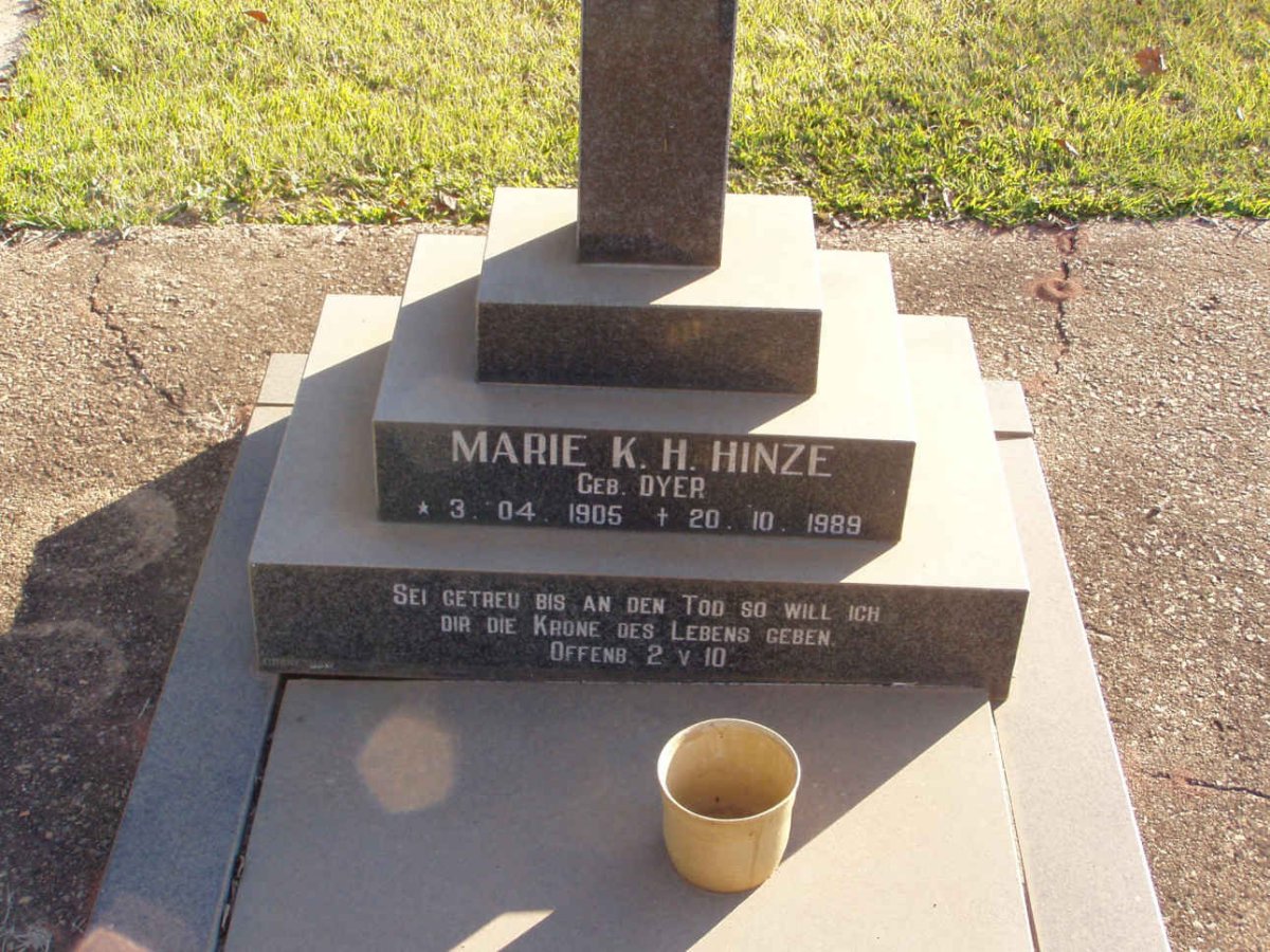 HINZE Marie K.H. nee DYER 1905-1989