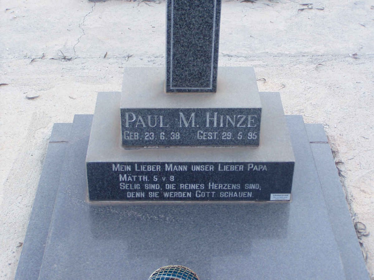 HINZE Paul M. 1938-1995