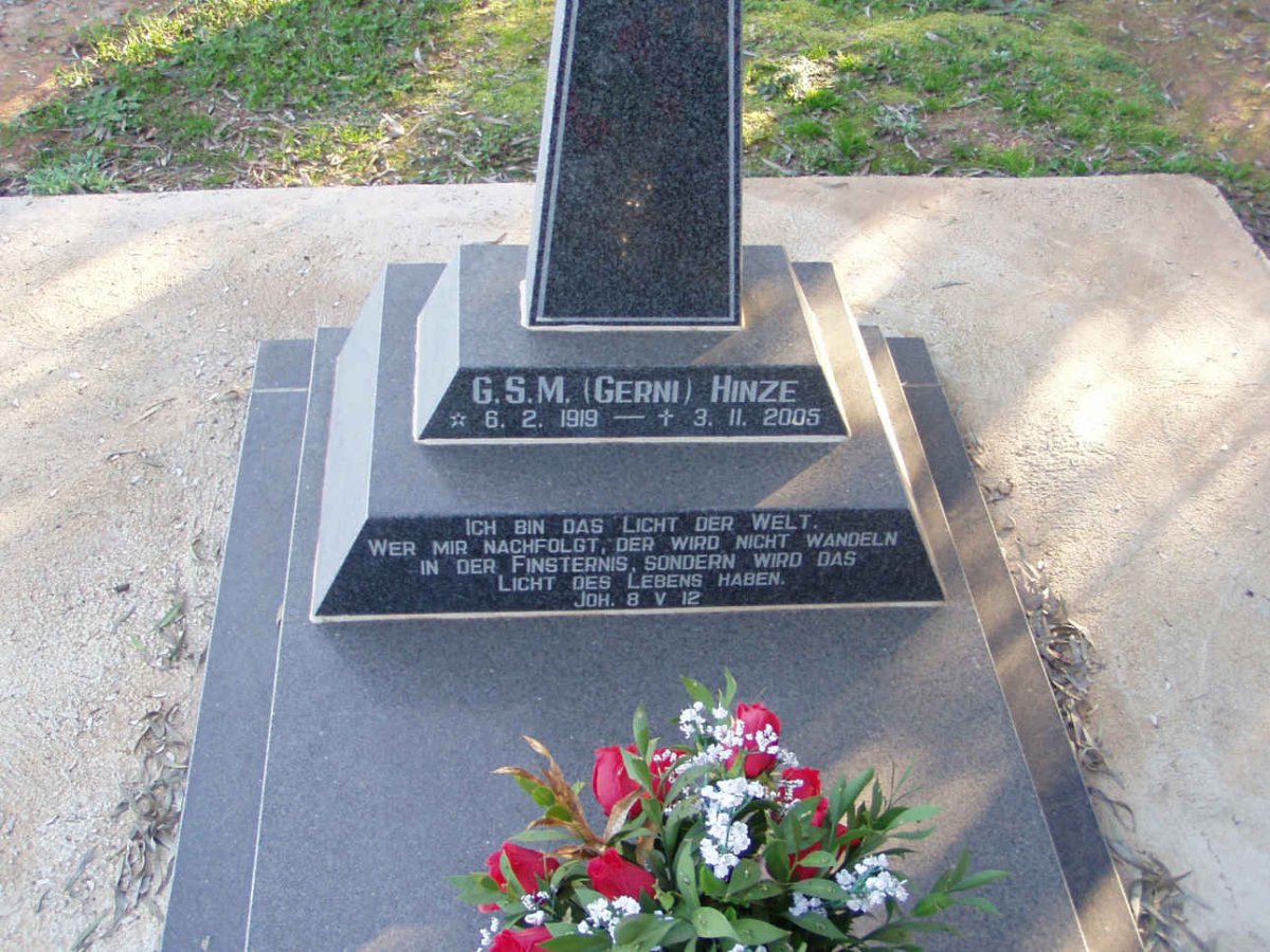 HINZE G.S.M. 1919-2005