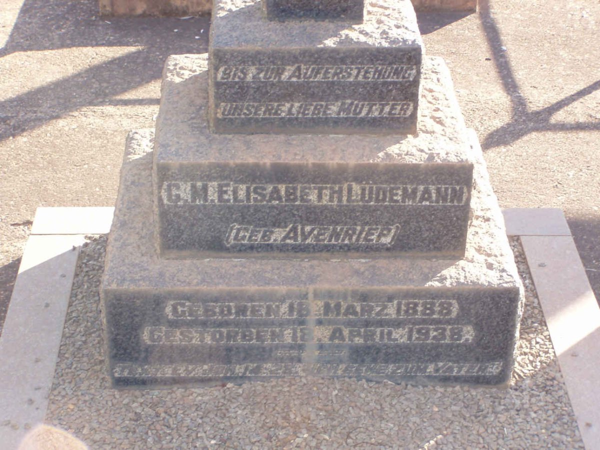 LUDEMANN C.M. Elisabeth nee AVENRIEP 1888-1938