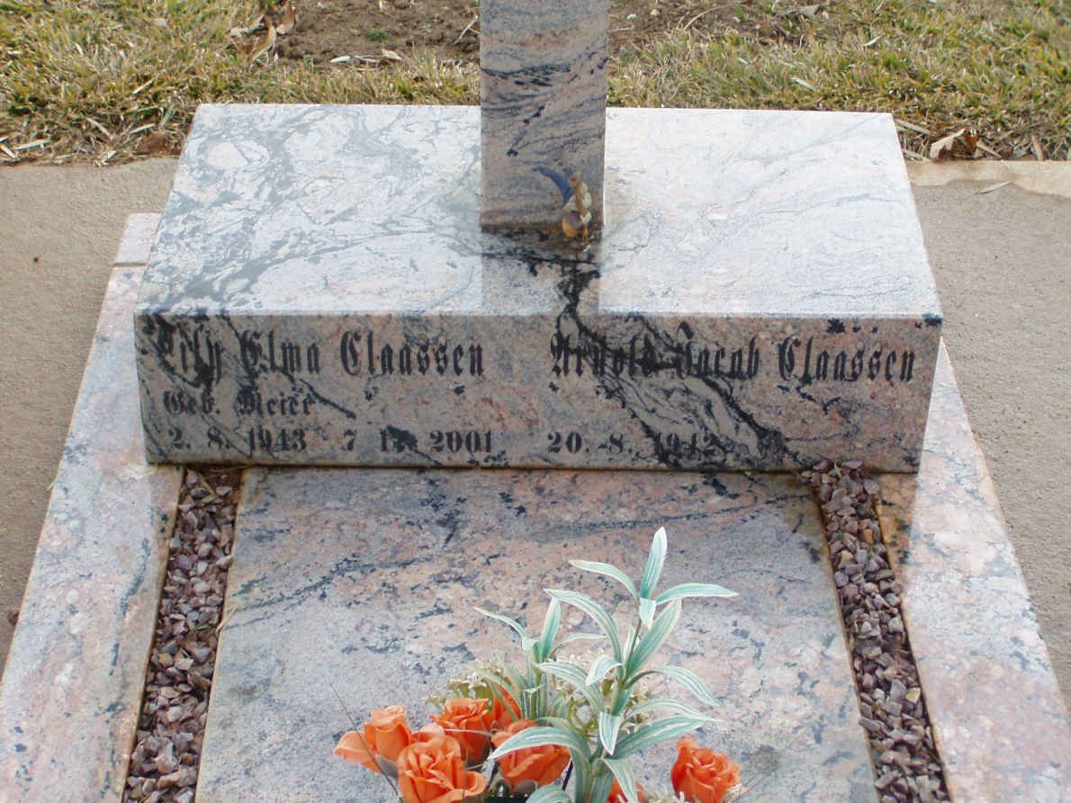 CLAASSEN Arnold Jacob 1942- &amp; ? Elma 1943-2001