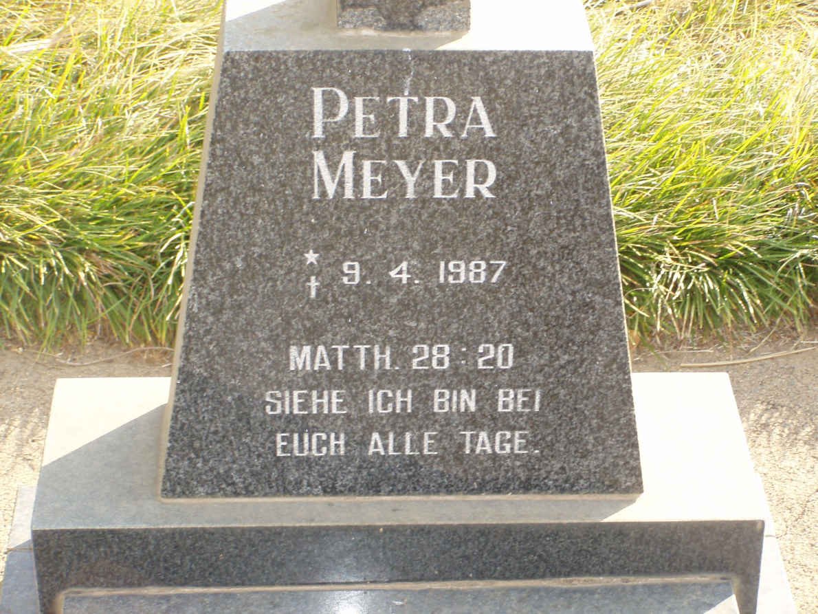 MEYER Petra 1987-1987