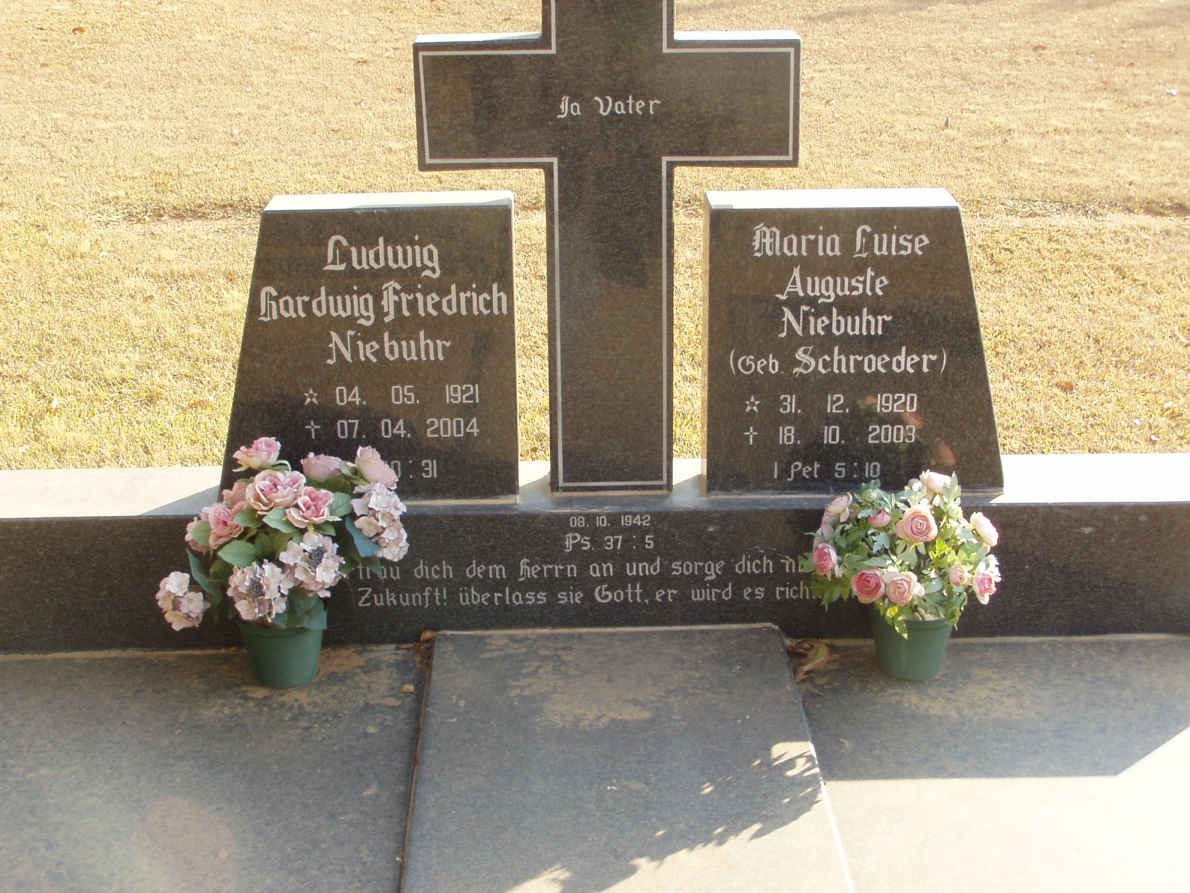 NIEBUHR Ludwig Hardwig Friedrich 1921-2004 &amp; Maria Luise Auguste SCHROEDER 1920-2003