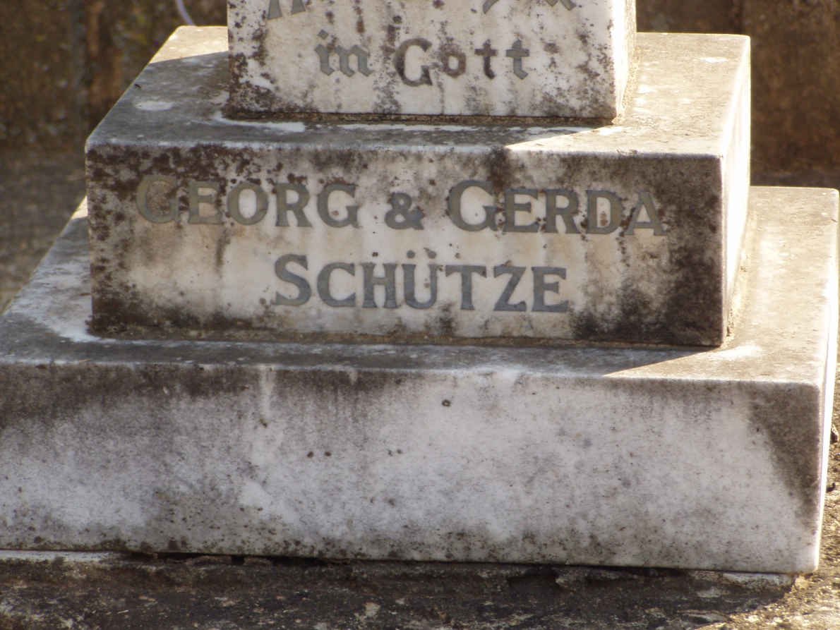 SCHÜTZE Georg &amp; Gerda