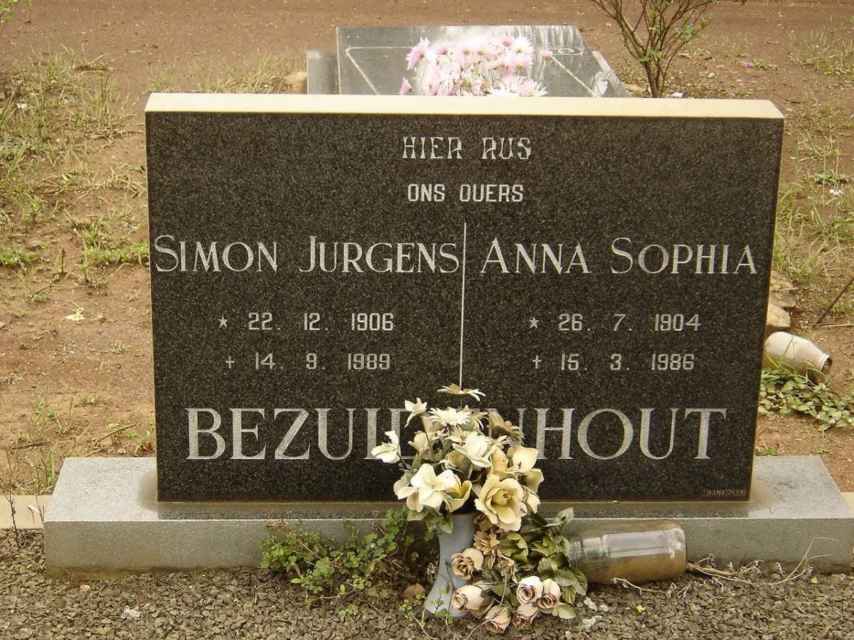 BEZUIDENHOUT Simon Jurgens 1906-1989 &amp; Anna Sophia 1904-1986