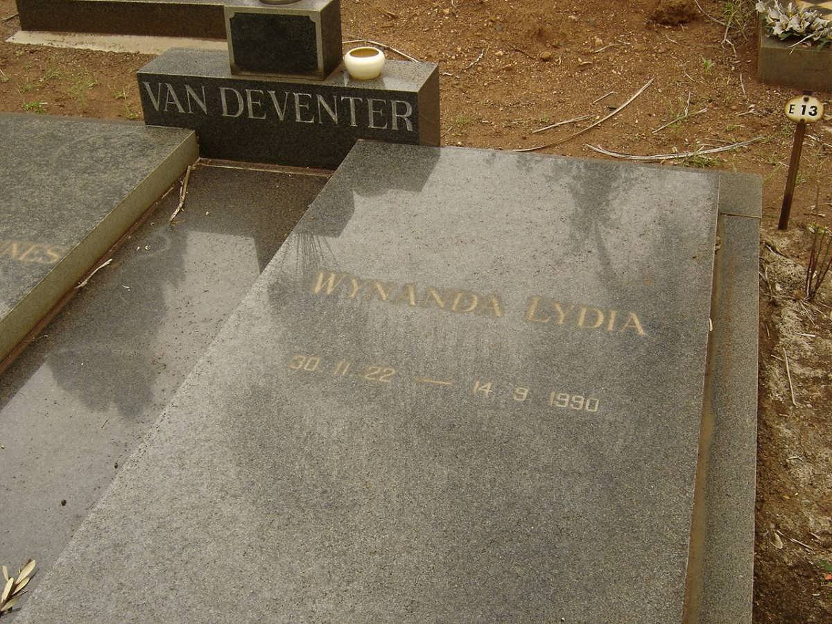 DEVENTER Wynanda Lydia, van 1922-1990