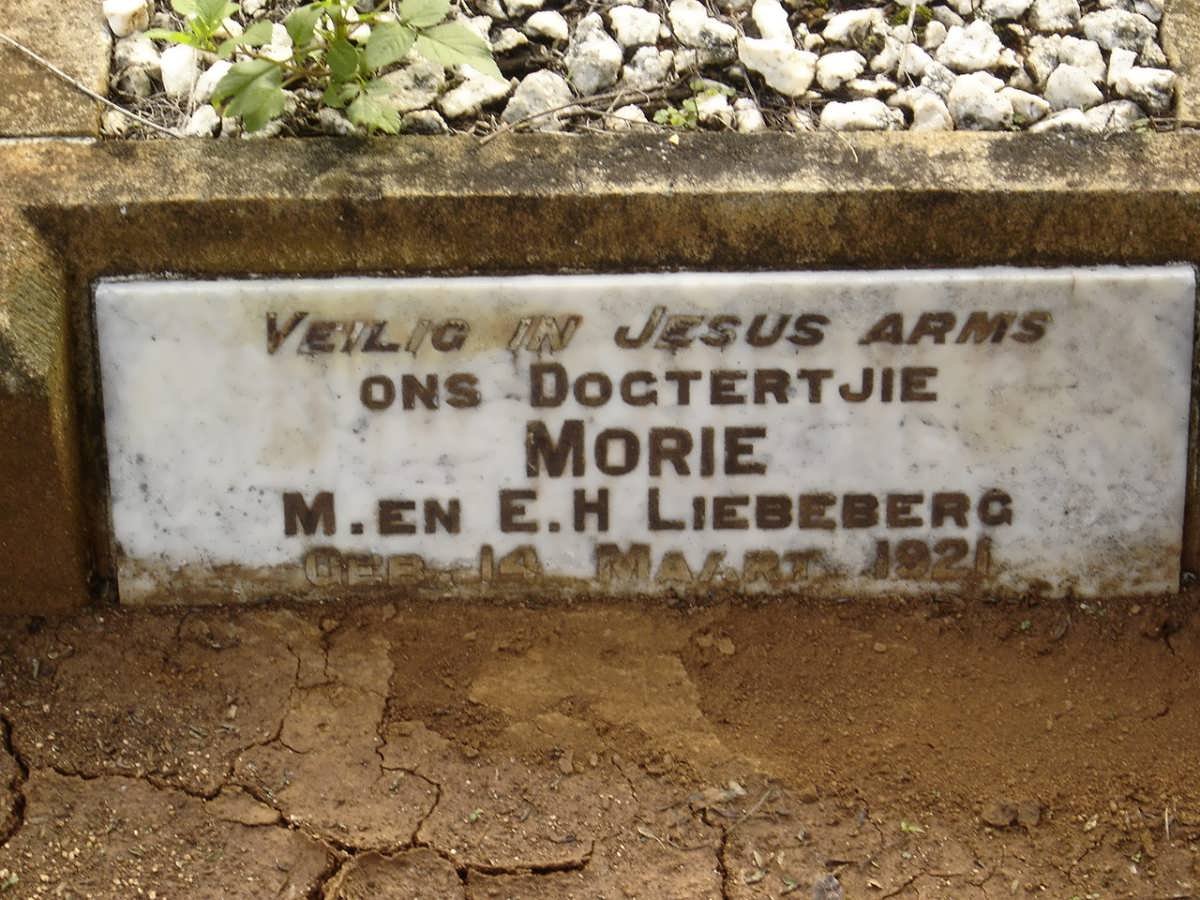 LIEBENBERG Morie 1921-