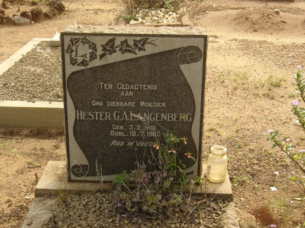 LANGENBERG Hester G.A. 1881-1960