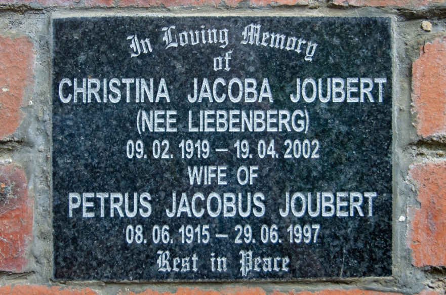 JOUBERT Petrus Jacobus 1915-1997 &amp; Christina Jacoba LIEBENBERG 1919-2002