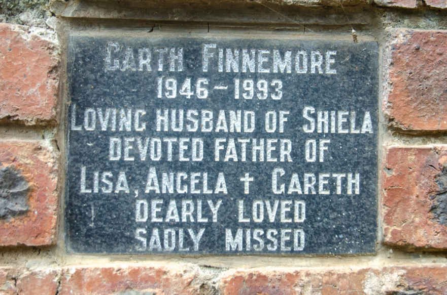 FINNEMORE Garth 1946-1993