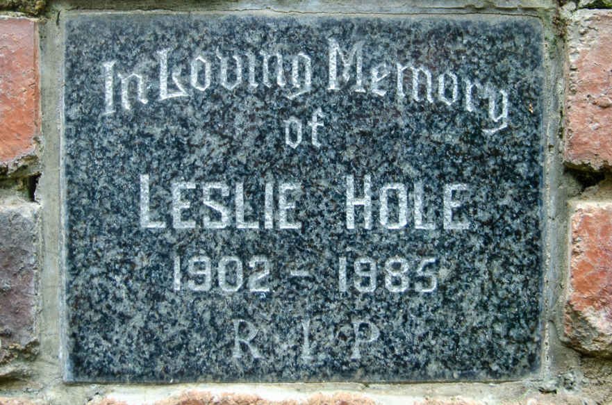 HOLE Leslie 1902-1985