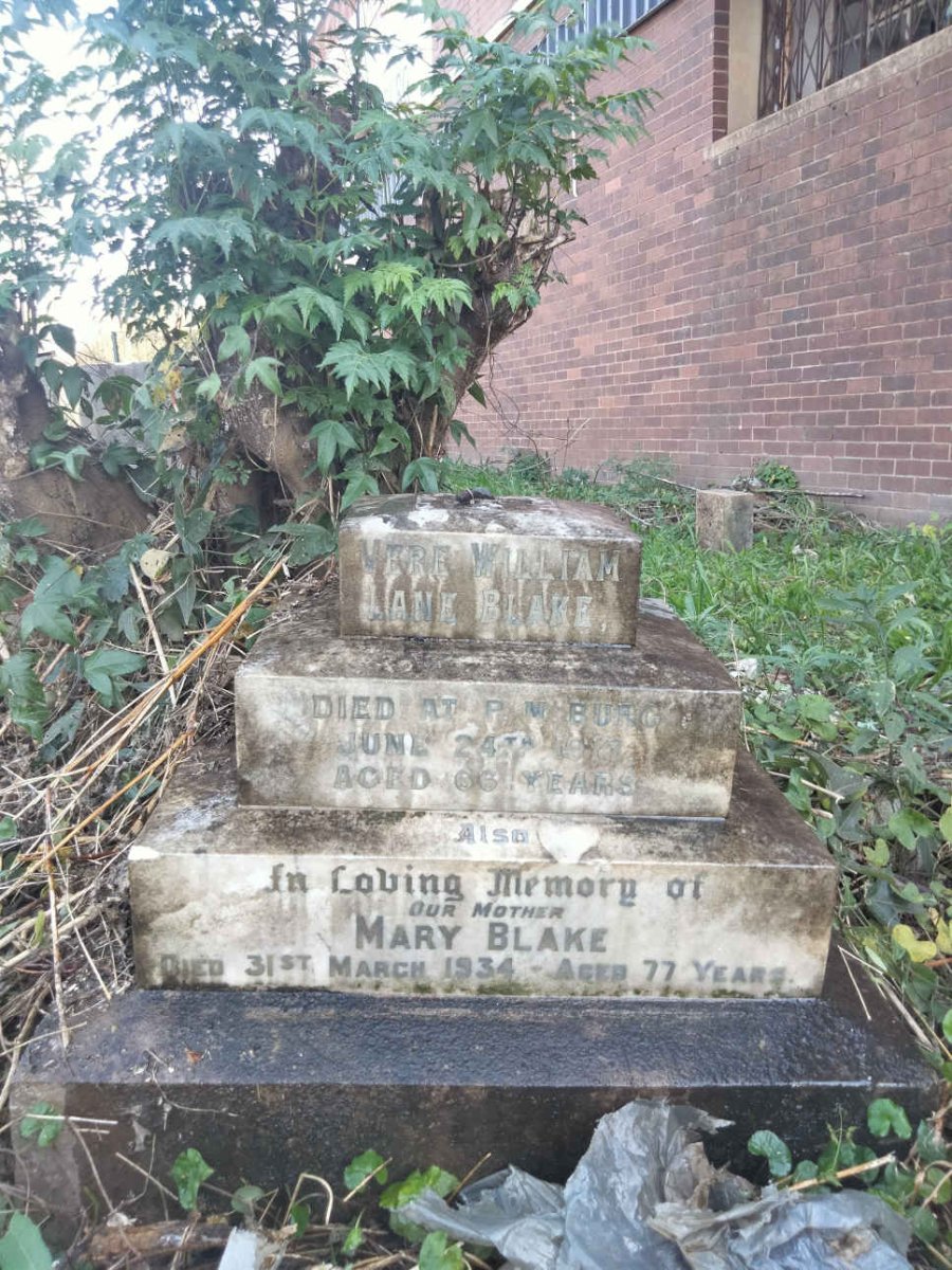 BLAKE Vere William Lane -1917 & Mary -1934