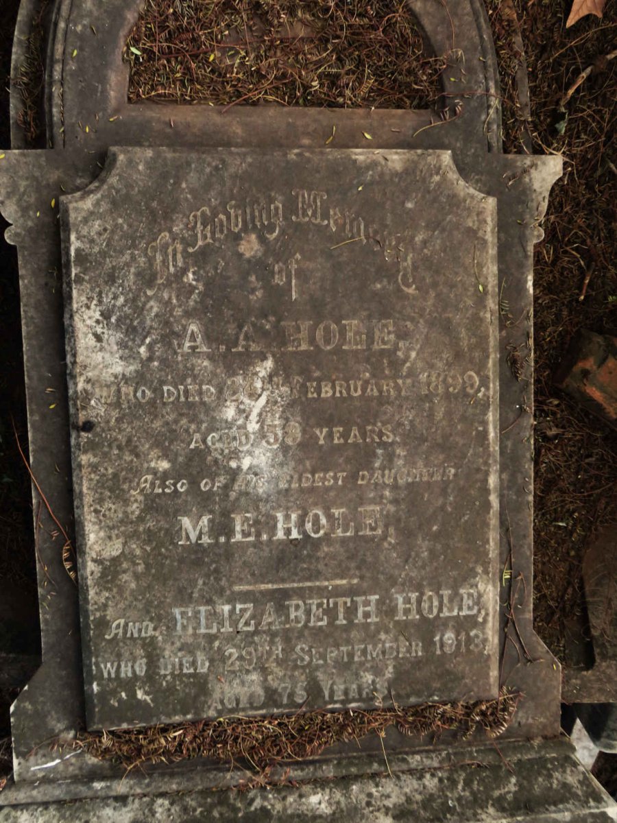 HOLE A.A. -1899 :: HOLE M.E. :: HOLE Elizabeth -1913