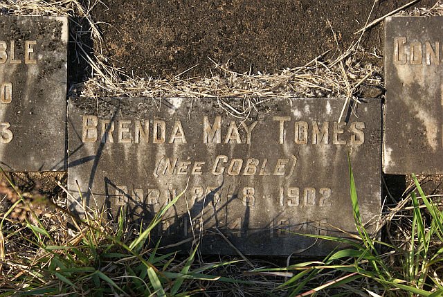TOMES Brenda May nee GOBLE 1902-1946