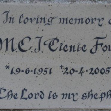 FOURIE M. C. J. Tienie 1951-2005