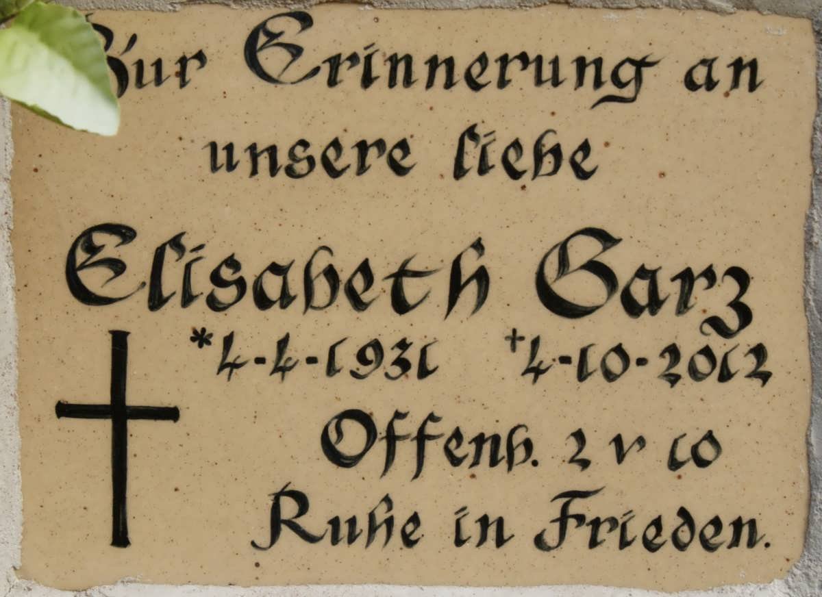 GARZ Elisabeth 1936-2012
