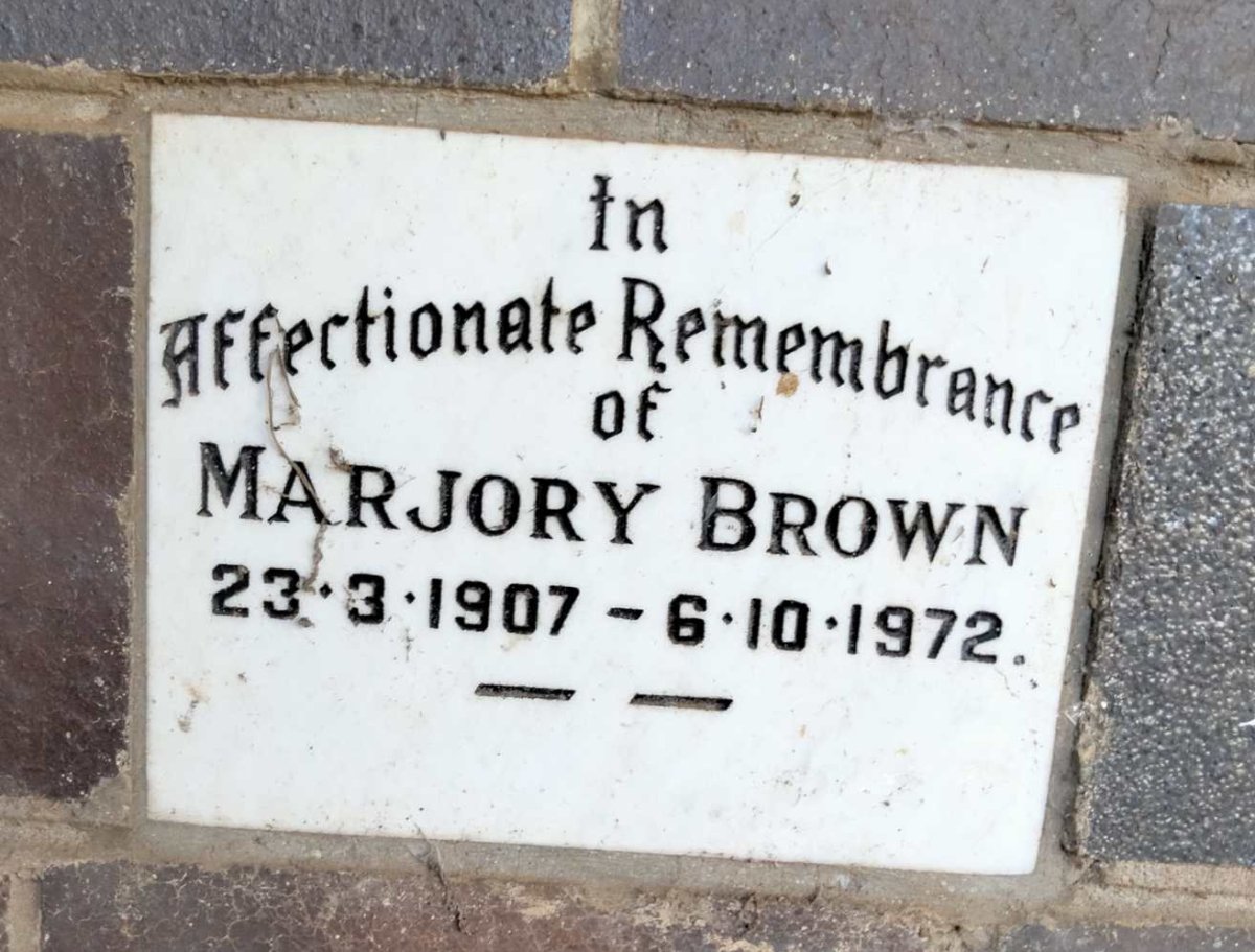 BROWN Marjory 1907-1972