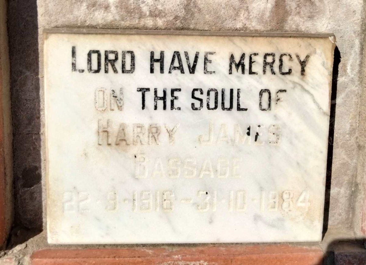 BASSAGE Harry James 1916-1984