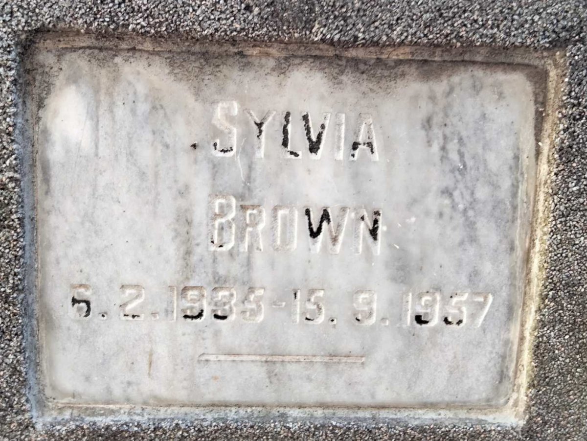 BROWN Sylvia 1935-1957