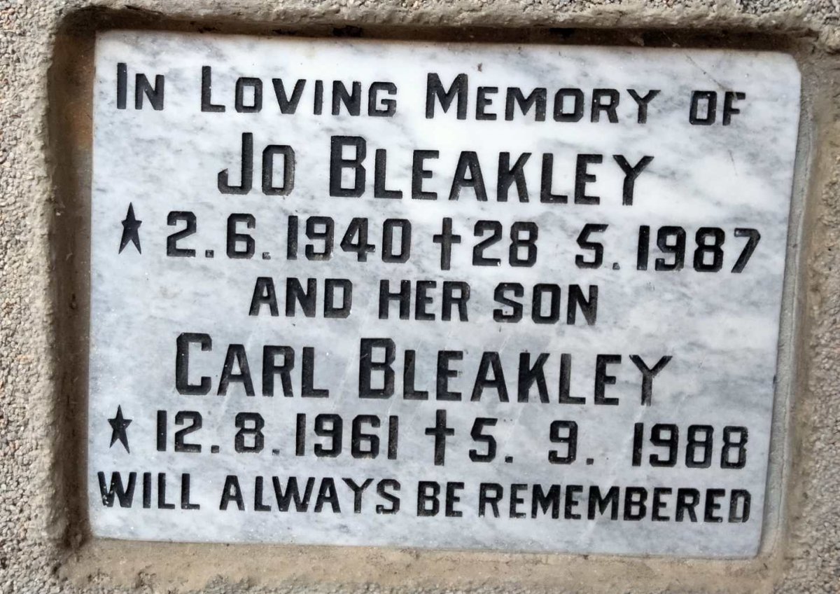 BLEAKLEY Jo 1940-1987 :: BLEAKLEY Carl 1961-1988