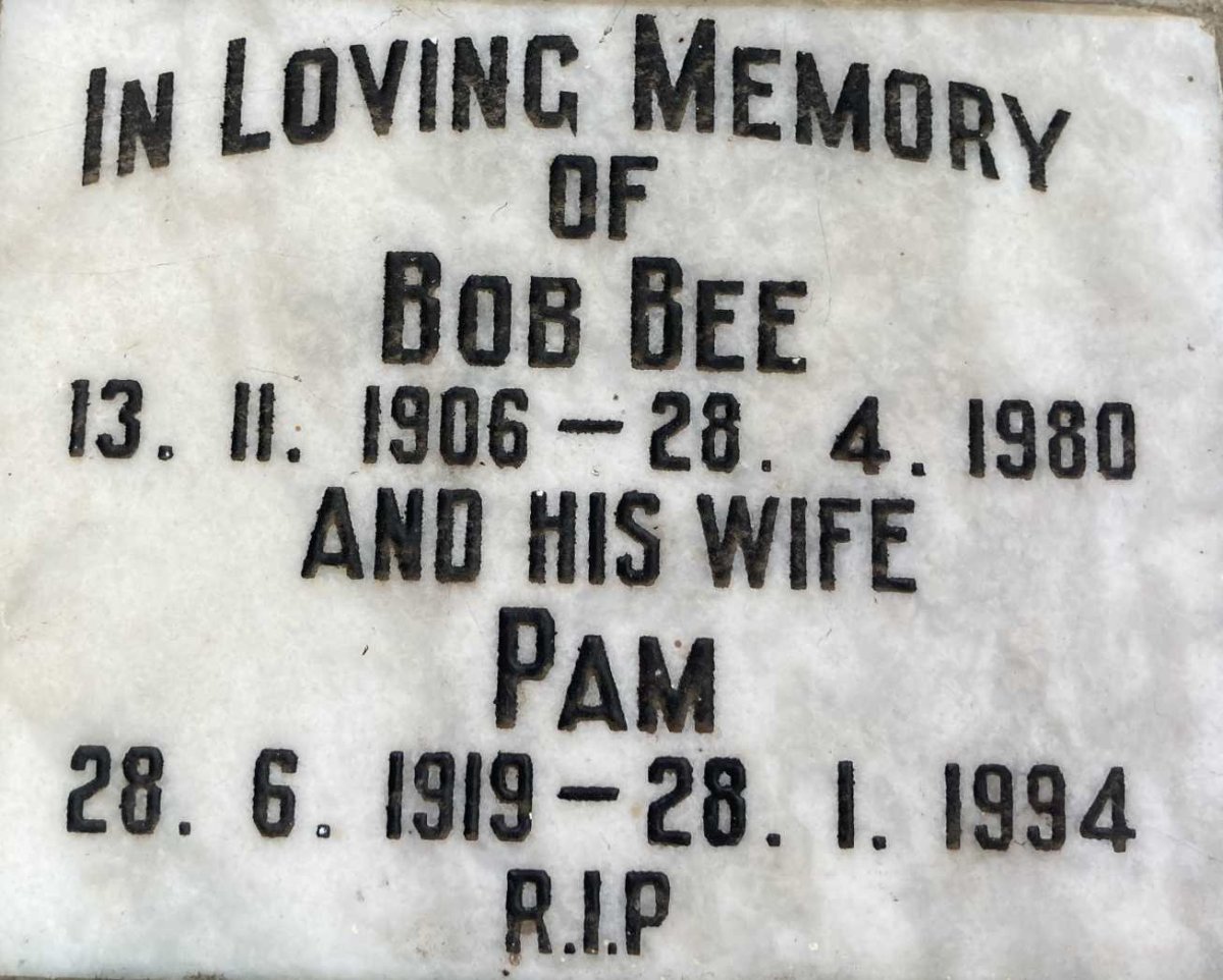 BEE Bob 1906-1980 & Pam 1919-1994
