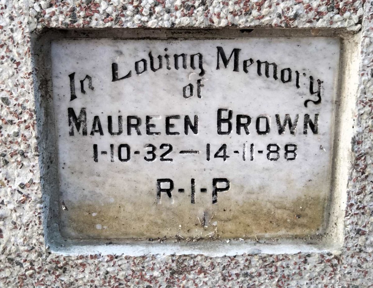 BROWN Maureen 1932-1988