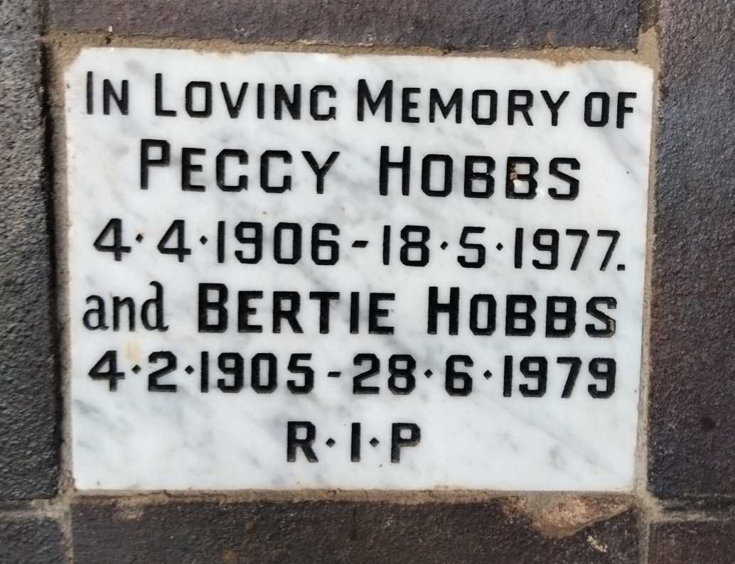 HOBBS Bertie 1905-1979 & Peggy 1906-1977