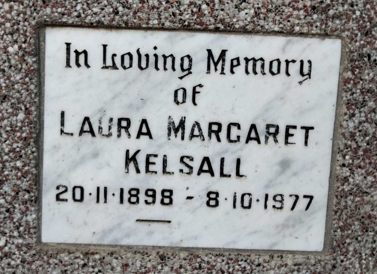 KELSALL Laura Margaret 1898-1977
