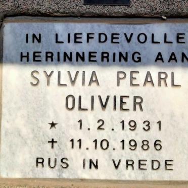 OLIVIER Sylvia Pearl 1931-1986