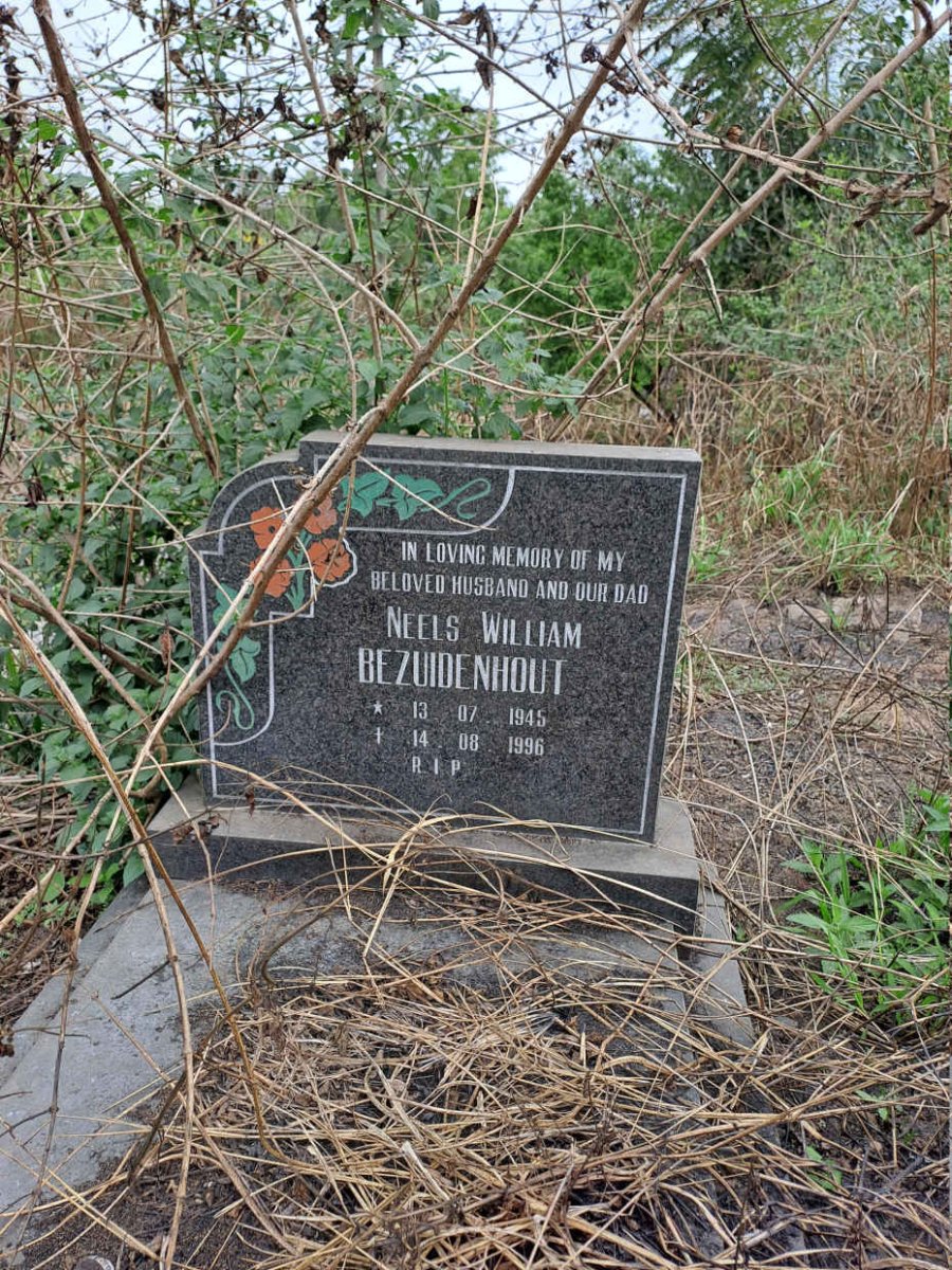 BEZUIDENHOUT Neels William 1945-1996