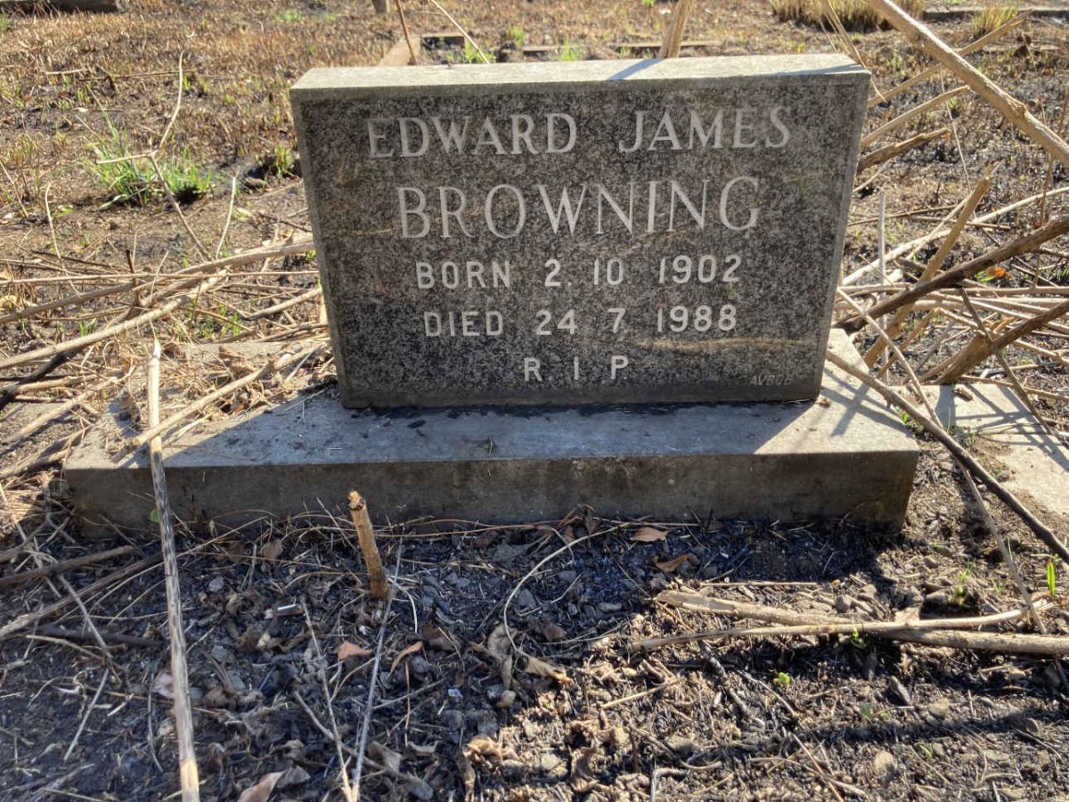 BROWNING Edward James 1902-1988