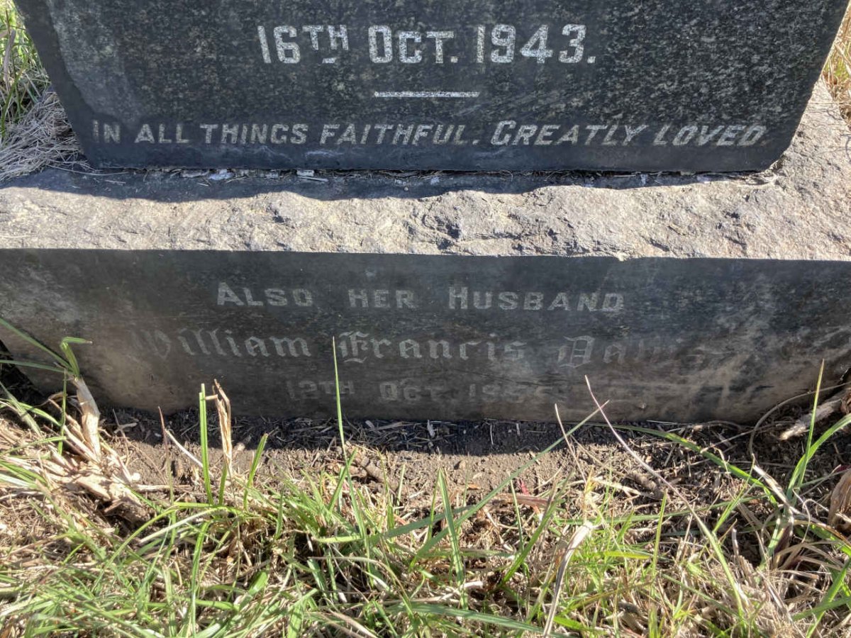 DAVIS William Francis -1955 & Rosamond Magdalen -1943 _2