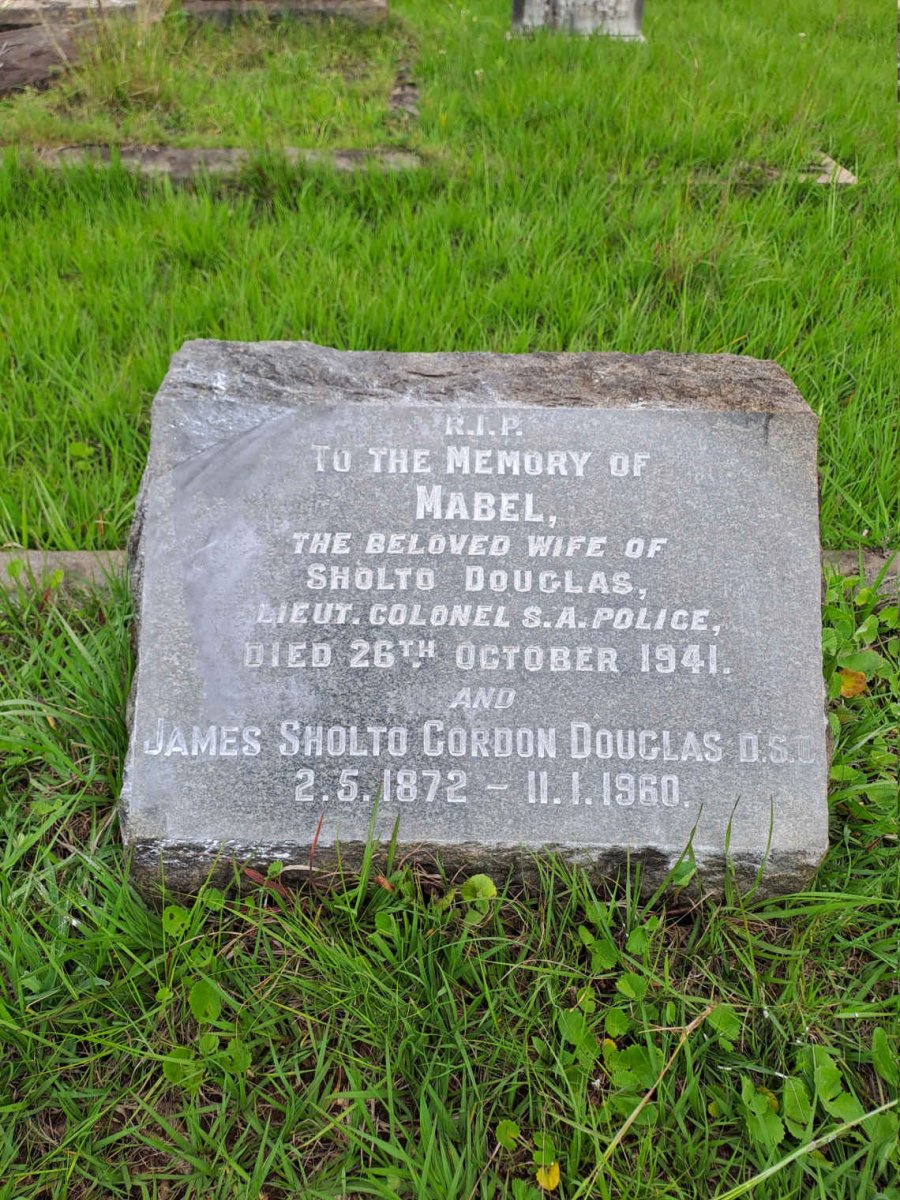 DOUGLAS James Douglas Gordon 1872-1960 & Mabel -1941