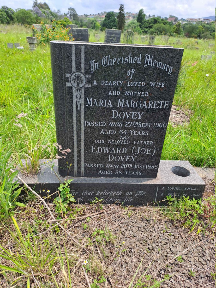 DOVEY Edward -1988 & Maria Margarete -1960