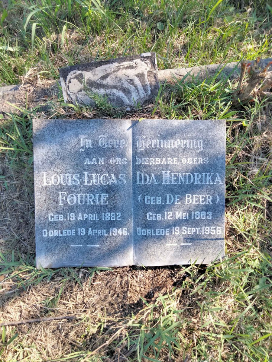 FOURIE Louis Lucas 1882-1946 & Ida Hendrina DE BEER 1883-1956