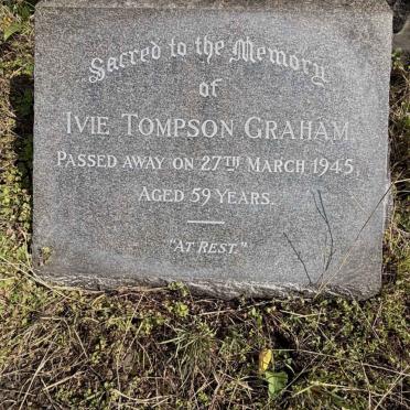 GRAHAM Ivie Tompson -1945