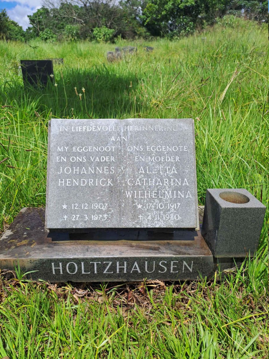 HOLTZHAUSEN Johannes Hendrick 1907-1973 & Aletta Catharina Wilhelmina 1917-1970