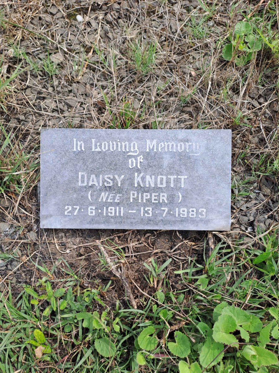 KNOTT Daisy nee PIPER 1911-1983
