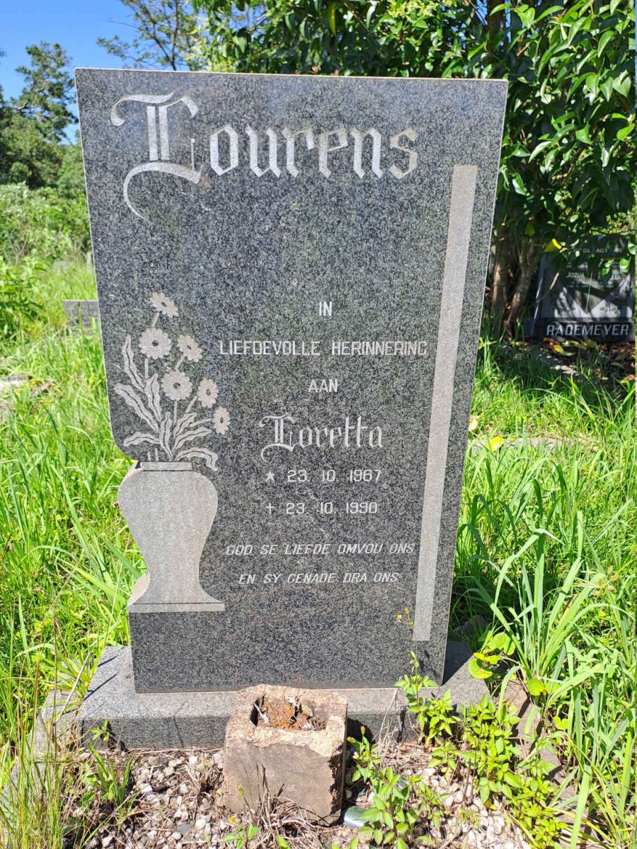LOURENS Loretta 1967-1990